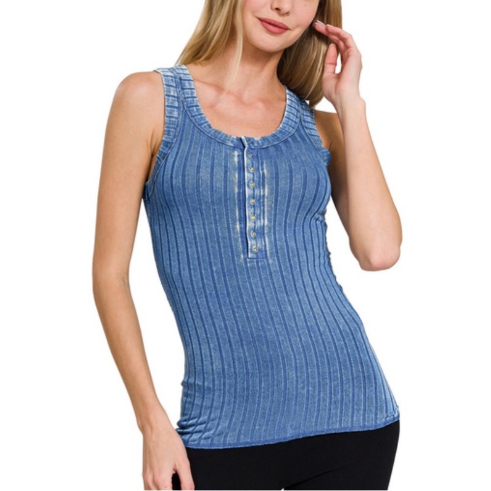 Zenana Outfitters Blue Ribbed Tank Top